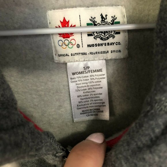 Hudsons Bay x  Olympics Hoodie Women's S Oversized Hood Gray Patch Zip EUC - Picture 2 of 4